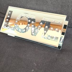 Beautiful mirrored LOVE candleholder